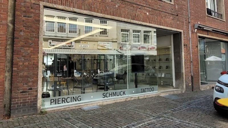 nadelkunst.art - Piercing | Tattoo | Permanent Schmuck